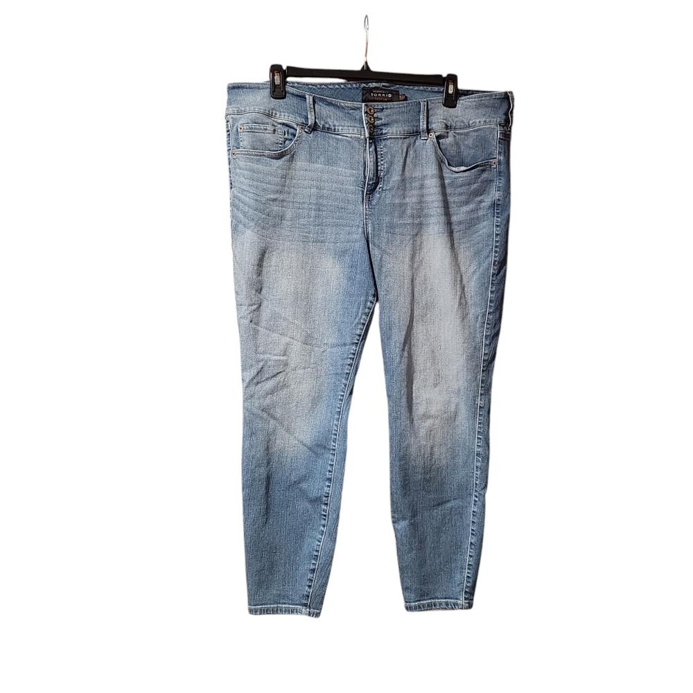Torrid premium size 24R high rise skinny jegging